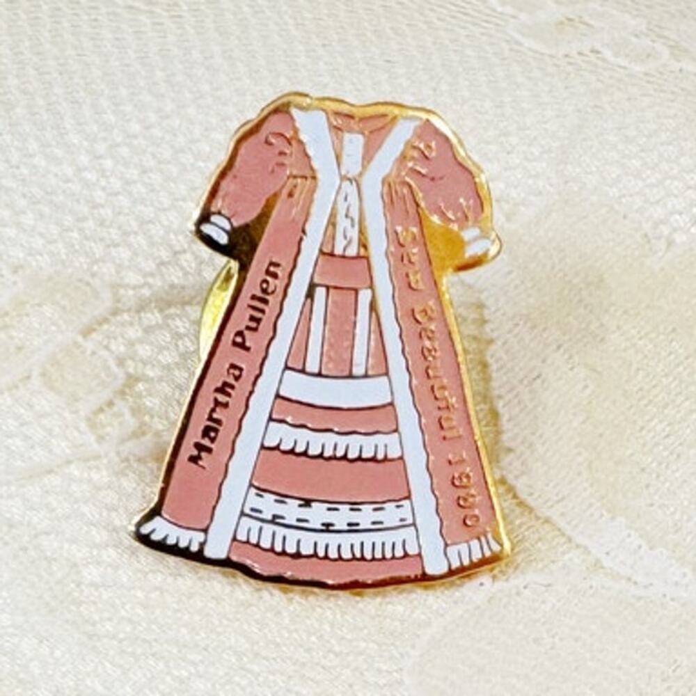 Martha Pullen Sew Beautiful 1990 Enamel Pin